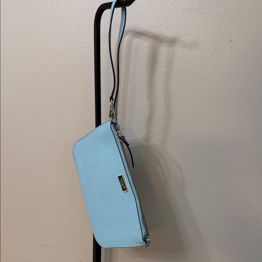 Kate Spade Light Blue Wristlet Clutch. NWOT - Picture 4 of 7